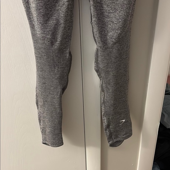 Gymshark women’s  Gray vital Leggings - Picture 5 of 6